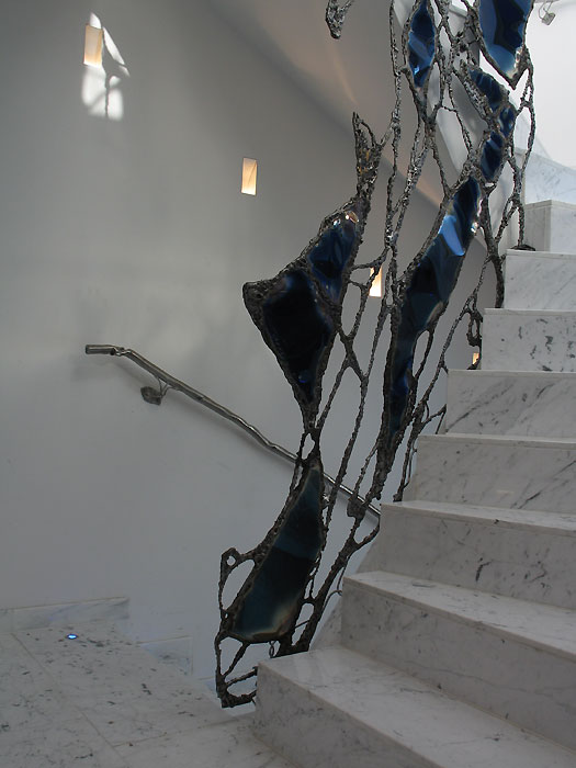Künstlerisches Treppengeländer aus Stahl